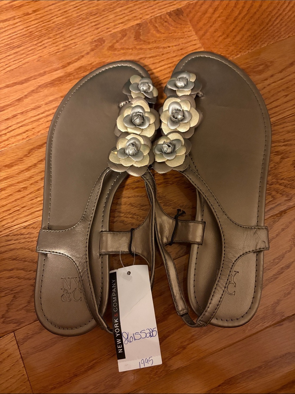 Flower sandals
